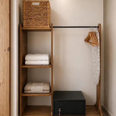 Minimal Bed & Breakfast